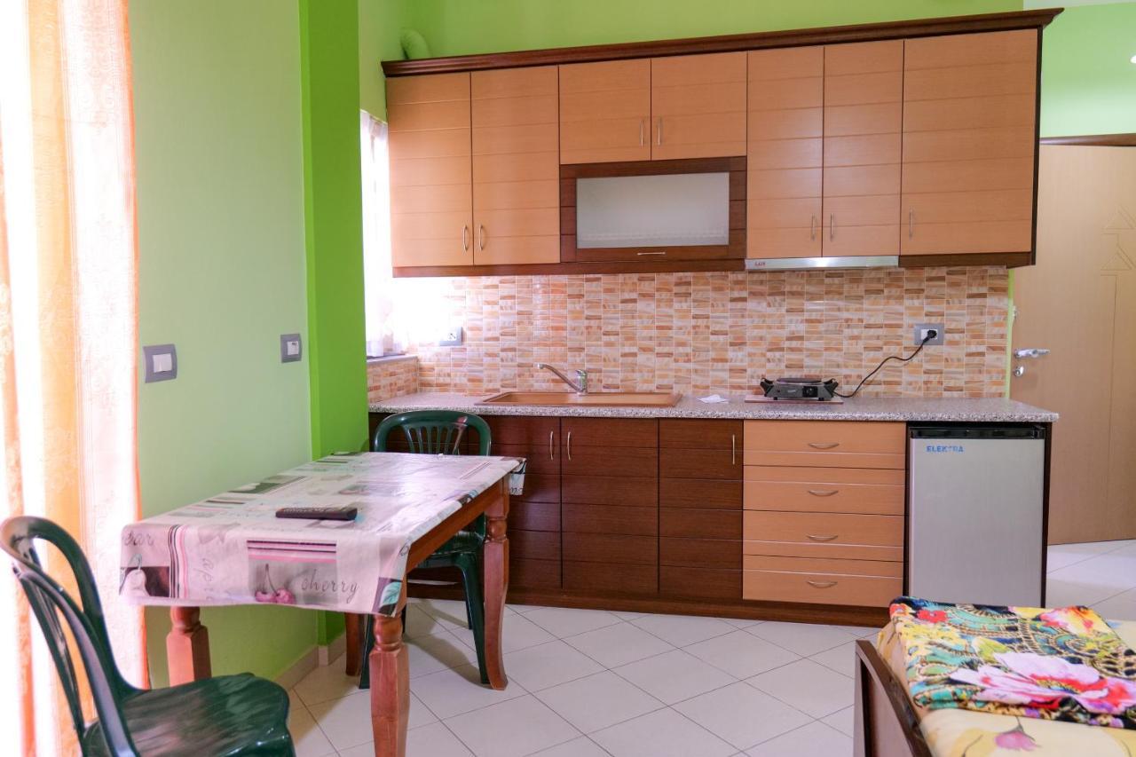 Vila Lida Sarande Luaran gambar