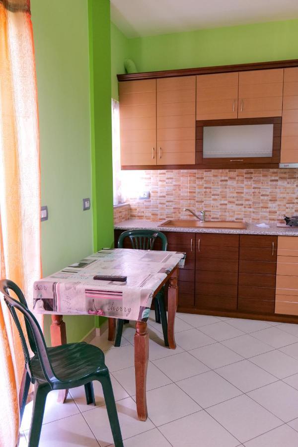 Vila Lida Sarande Luaran gambar