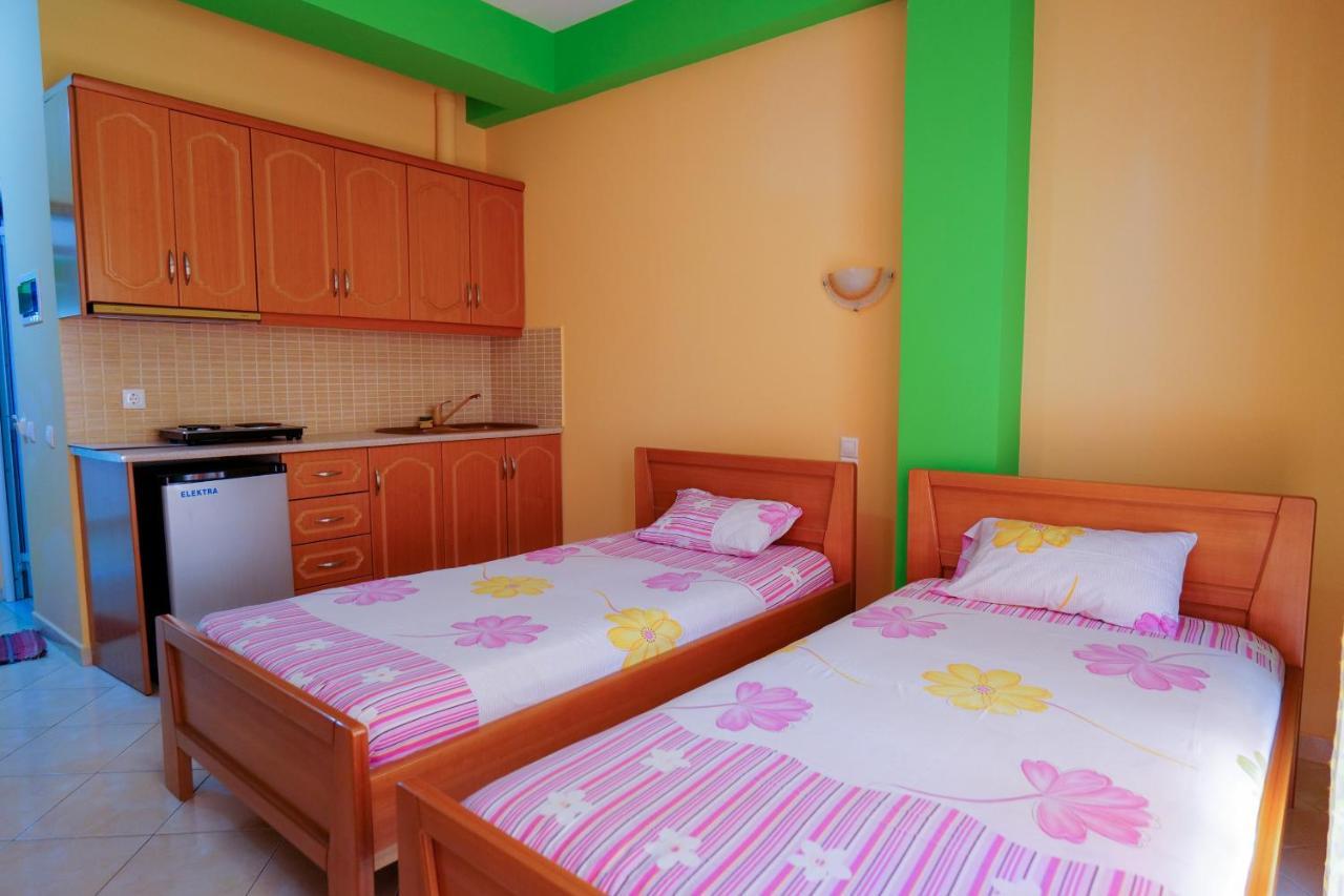 Vila Lida Sarande Luaran gambar
