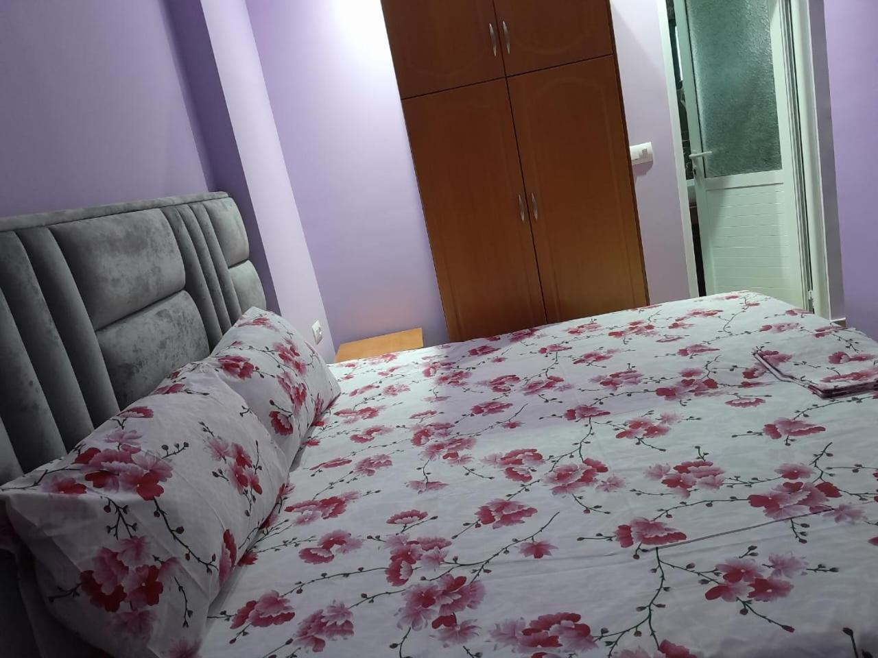 Vila Lida Sarande Luaran gambar